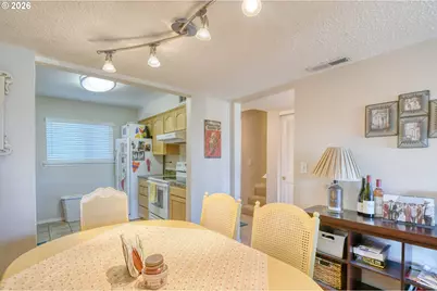 1900 NW Carden Ave #2, Pendleton, OR 97801 - Photo 8