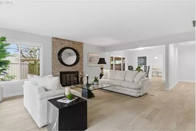 32400 SW Arbor Lake Dr, Wilsonville, OR 97070 - Photo 8