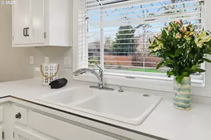 32400 SW Arbor Lake Dr, Wilsonville, OR 97070 - Photo 16