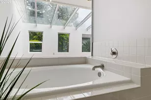 32400 SW Arbor Lake Dr, Wilsonville, OR 97070 - Photo 26