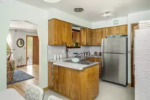 7207 N Albina Ave, Portland, OR 97217 - Photo 8