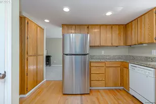 20182 SW Tillamook Ct, Tualatin, OR 97062 - Photo 18