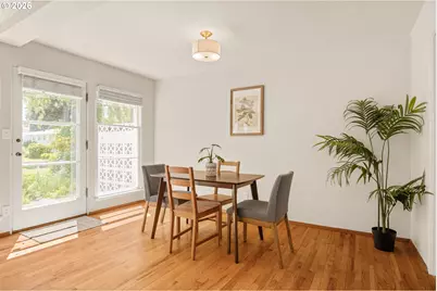 6918 NE Hancock St, Portland, OR 97213 - Photo 8