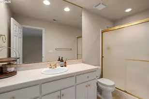 14405 NW Valley View Ln, Portland, OR 97231 - Photo 20