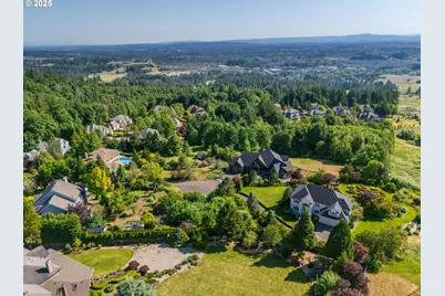 14405 NW Valley View Ln, Portland, OR 97231 - Photo 46