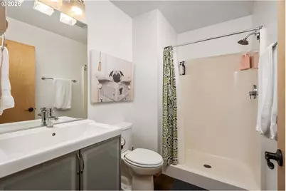 5047 SW View Point Ter #C, Portland, OR 97239 - Photo 32