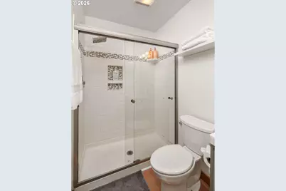 5047 SW View Point Ter #C, Portland, OR 97239 - Photo 24