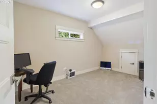 1978 Furlong Ct, West Linn, OR 97068 - Photo 38