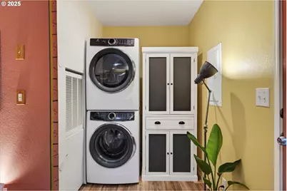 52604 E Sylvan Dr, Sandy, OR 97055 - Photo 16