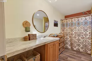 52604 E Sylvan Dr, Sandy, OR 97055 - Photo 22