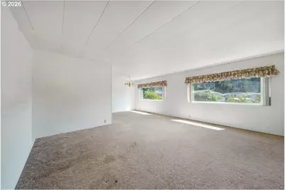 77500 S 6th St #A011, Cottage Grove, OR 97424 - Photo 16