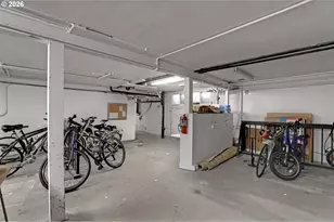 2025 SE Caruthers St, Portland, OR 97214 - Photo 22