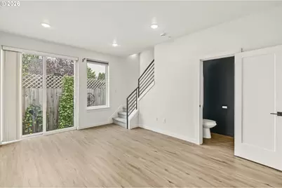 7474 N Oswego Ave #4, Portland, OR 97203 - Photo 6