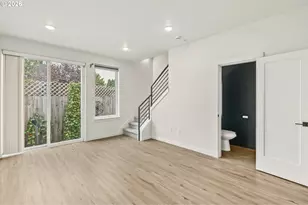 7474 N Oswego Ave, Portland, OR 97203 - Photo 6