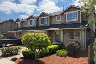 503 SE 157th Ave, Portland, OR 97233 - Photo 6