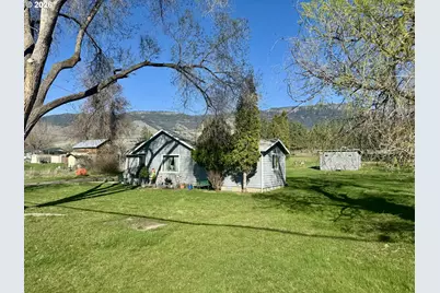 1107 Jasper St, Cove, OR 97824 - Photo 2