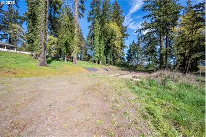 2322 W Castleman St, Longview, WA 98632 - Photo 2