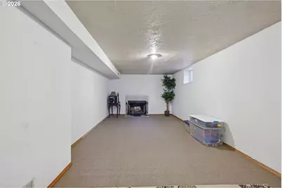 800 SE Greenway Dr, Gresham, OR 97080 - Photo 28