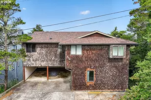 646 SW 11th St, Newport, OR 97365 - Photo 1