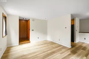 646 SW 11th St, Newport, OR 97365 - Photo 6