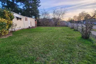 403 Rosedell St, Amity, OR 97101 - Photo 4