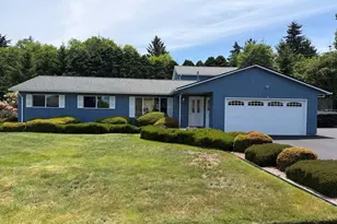 41976 Wickiup Terrace Ln, Astoria, OR 97103 - Photo 1