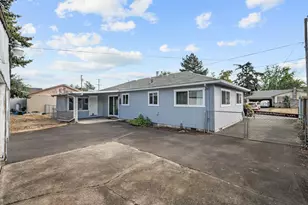 9801 SE Pardee St, Portland, OR 97266 - Photo 38