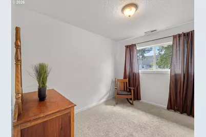 9801 SE Pardee St, Portland, OR 97266 - Photo 16