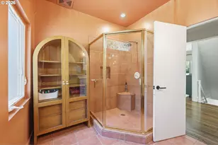 100 NW Pittock Ave, Portland, OR 97210 - Photo 8