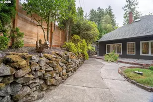 100 NW Pittock Ave, Portland, OR 97210 - Photo 2