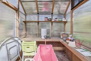 100 NW Pittock Ave, Portland, OR 97210 - Photo 38