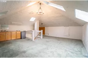 100 NW Pittock Ave, Portland, OR 97210 - Photo 22