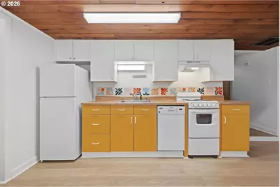 100 NW Pittock Ave, Portland, OR 97210 - Photo 32