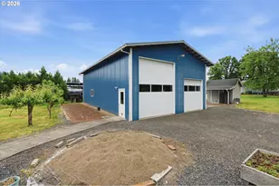23420 NE Hyland Dr, Newberg, OR 97132 - Photo 30