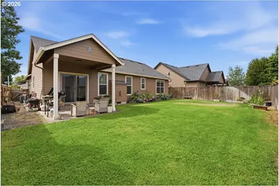 1070 Prairie Meadows Ave, Junction City, OR 97448 - Photo 22