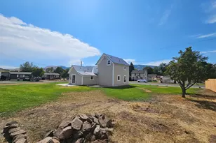 867 S 3rd St, Union, OR 97883 - Photo 4