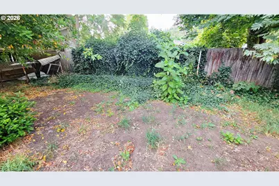 168 NE Broadway St, Myrtle Creek, OR 97457 - Photo 24