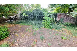 168 NE Broadway St, Myrtle Creek, OR 97457 - Photo 24