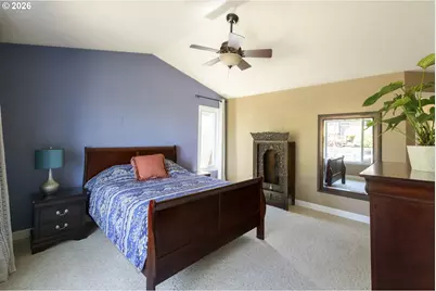 17295 Hanneman Ct, Gladstone, OR 97027 - Photo 10