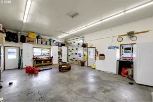 37410 Hills Creek Rd, Springfield, OR 97478 - Photo 30