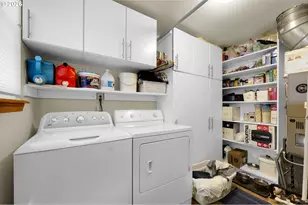 37410 Hills Creek Rd, Springfield, OR 97478 - Photo 20