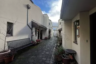 2611 NW Upshur St, Portland, OR 97210 - Photo 4