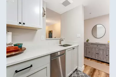 701 Columbia St #414, Vancouver, WA 98660 - Photo 12