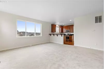 12818 SE Meadehill Ave, Happy Valley, OR 97086 - Photo 8