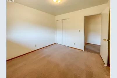 765 O C Brown Rd, Roseburg, OR 97470 - Photo 24