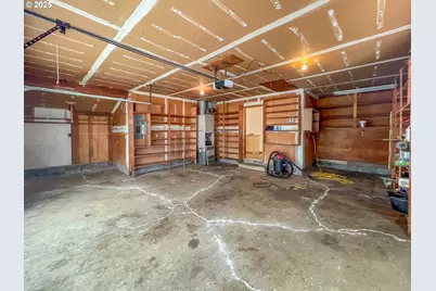 765 O C Brown Rd, Roseburg, OR 97470 - Photo 28