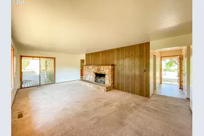 765 O C Brown Rd, Roseburg, OR 97470 - Photo 12