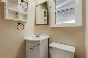 640 N Morton St, Newberg, OR 97132 - Photo 16