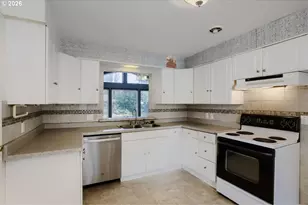 640 N Morton St, Newberg, OR 97132 - Photo 6