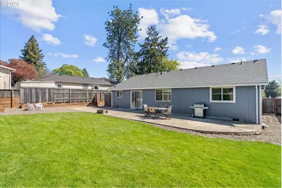 745 N Madison St, Lafayette, OR 97127 - Photo 18